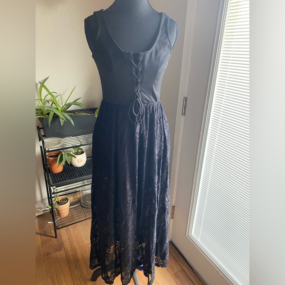 Hot Topic gothic Black Lace-Up Maxi Dress with skull print skirt